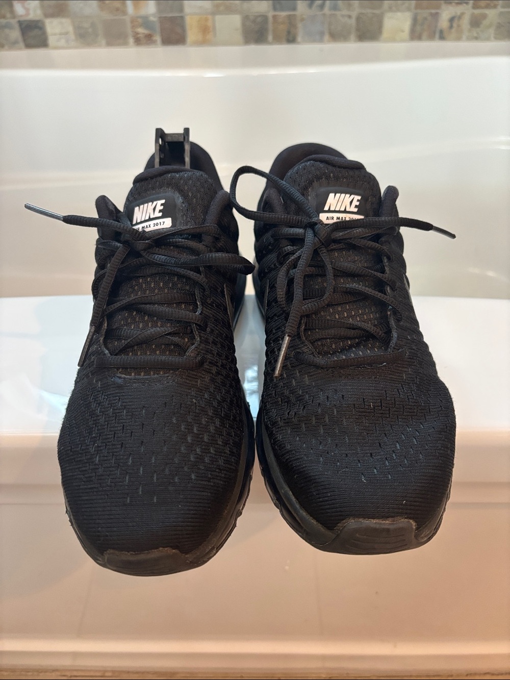 Nike Air Max 2017 Black Running Shoes Women’s Size 7 849559-004
